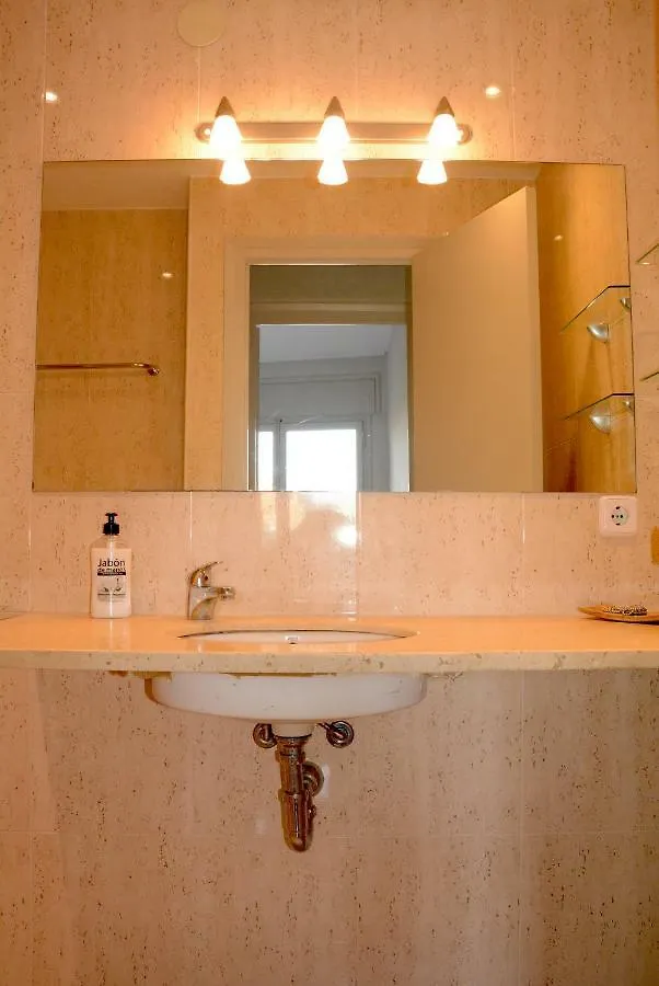 Apartaments La Catifa Now With Elevator!!! Palamos 0*,
